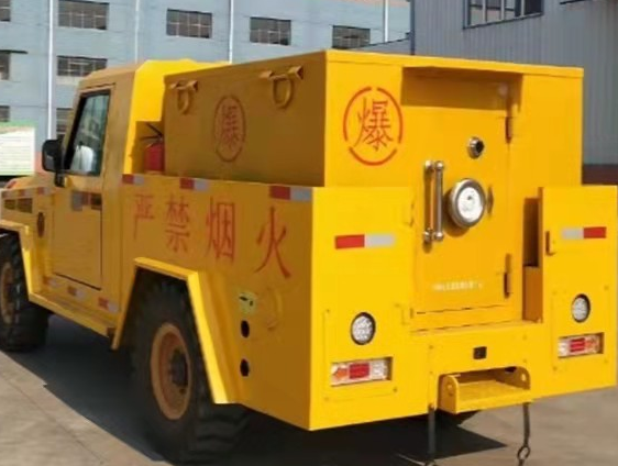 惠民凯龙爆破器材运输车：保障爆破任务的安全运行